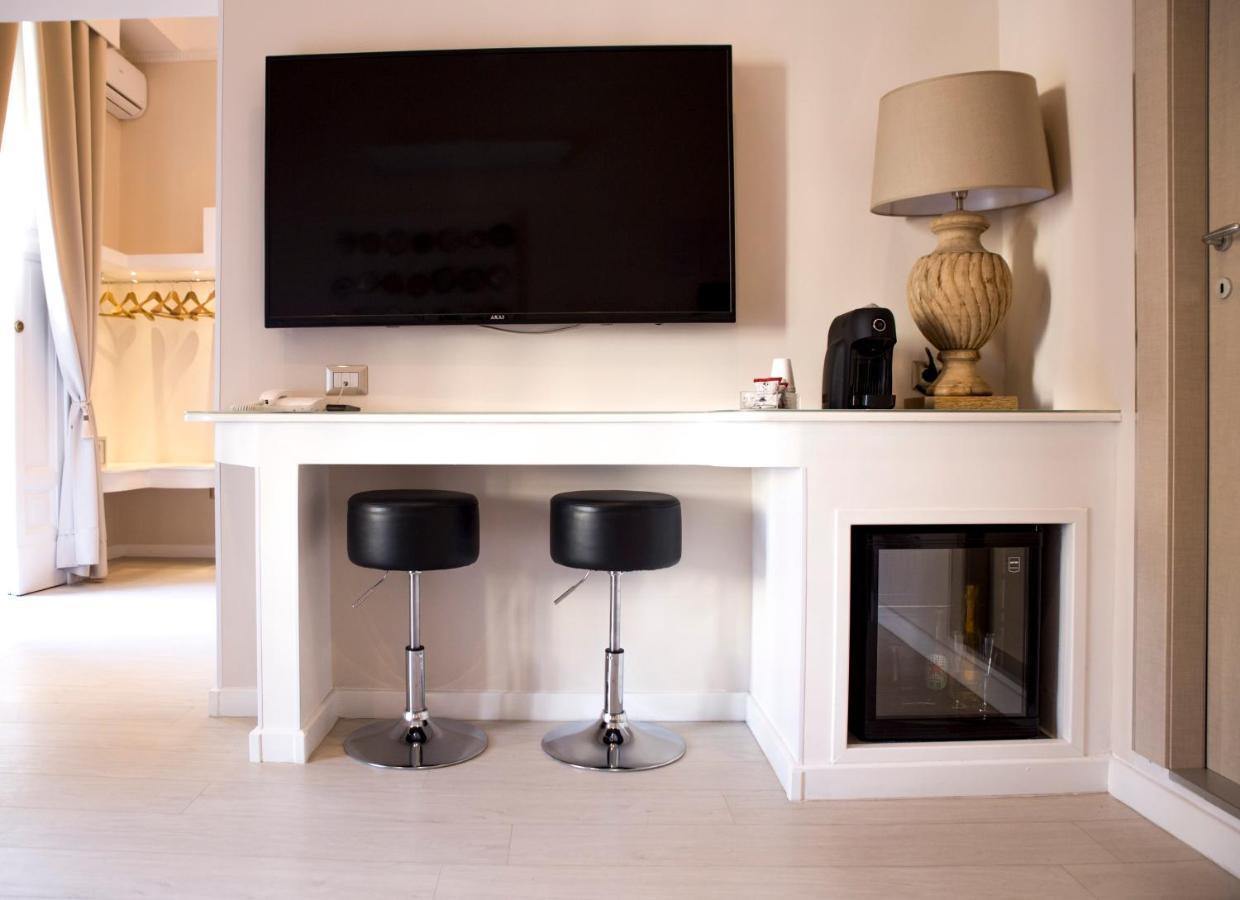 Royal Rooms Luxury Suite Naples Extérieur photo
