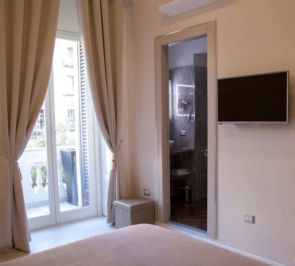 Royal Rooms Luxury Suite Naples Extérieur photo