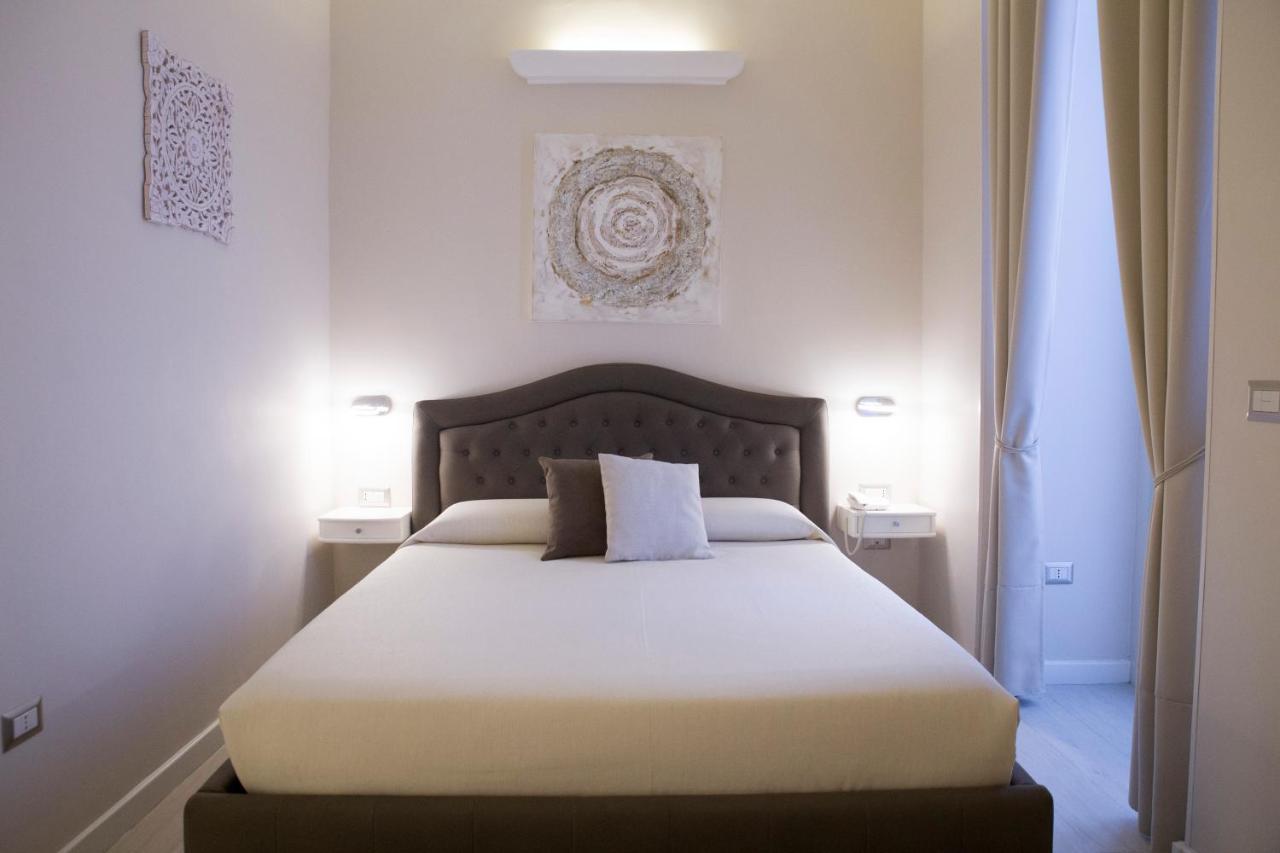 Royal Rooms Luxury Suite Naples Extérieur photo